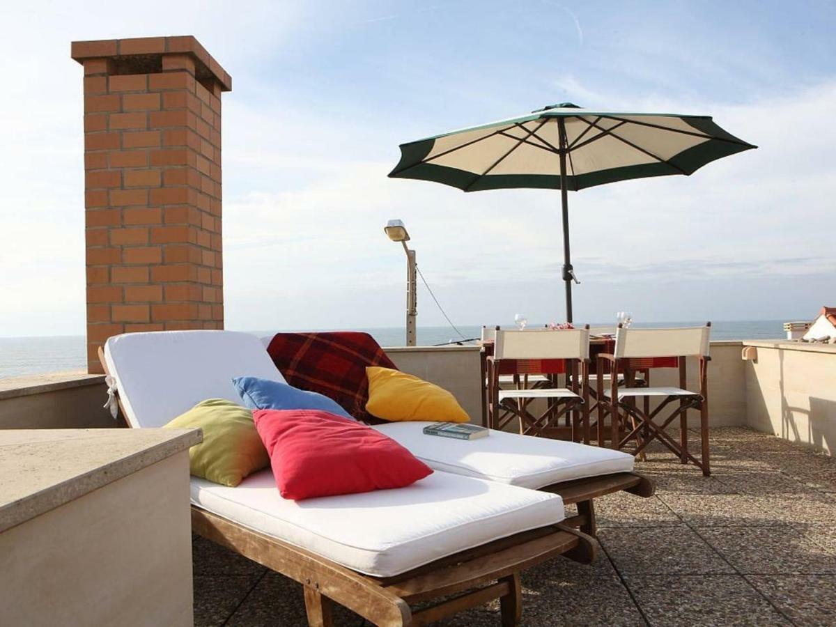 House, 50 Meters From The Sea *
