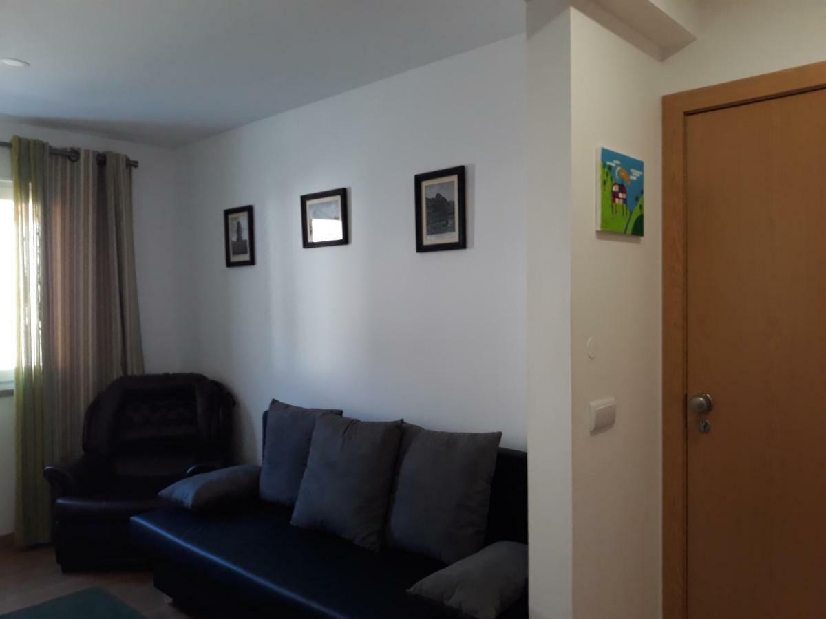 Apartment A Primeira Casinha Do Me-me