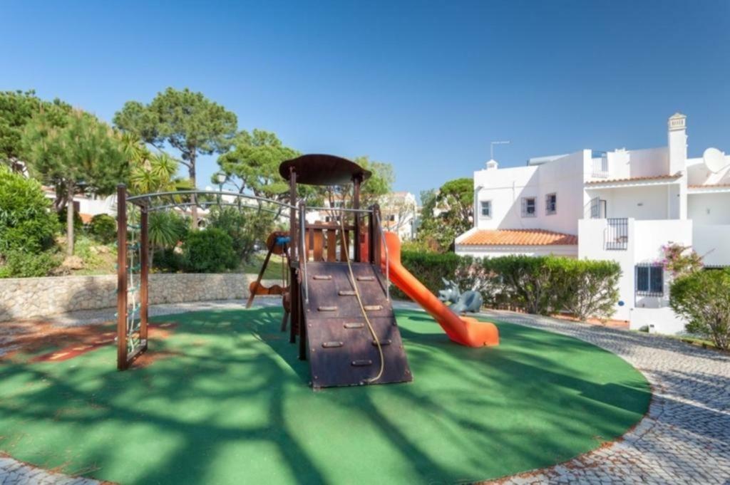 Modern 2 Bed Apartamento Vale do Lobo