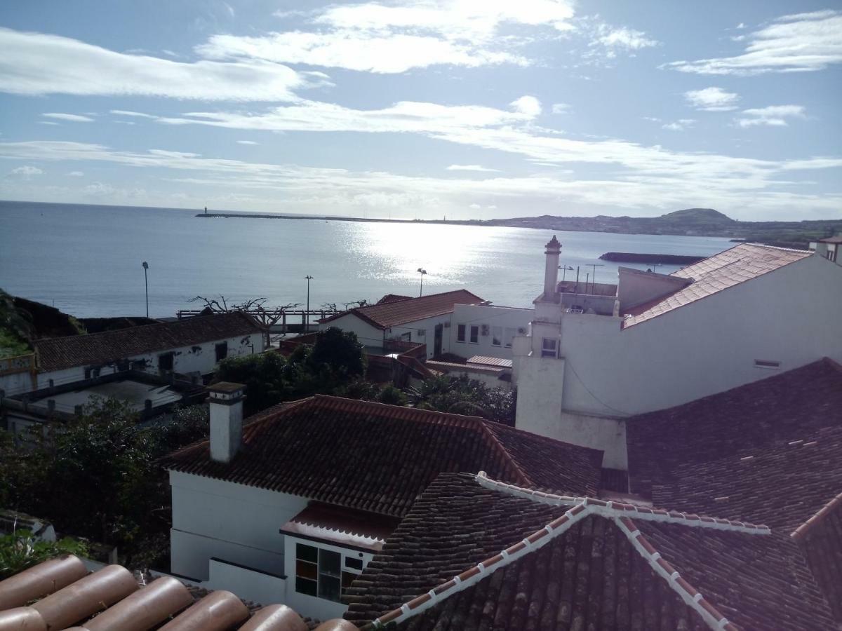 Apartment Janelas Da Praia da Vitoria