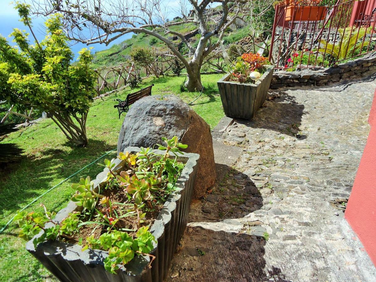 Casal Sao Joao 106