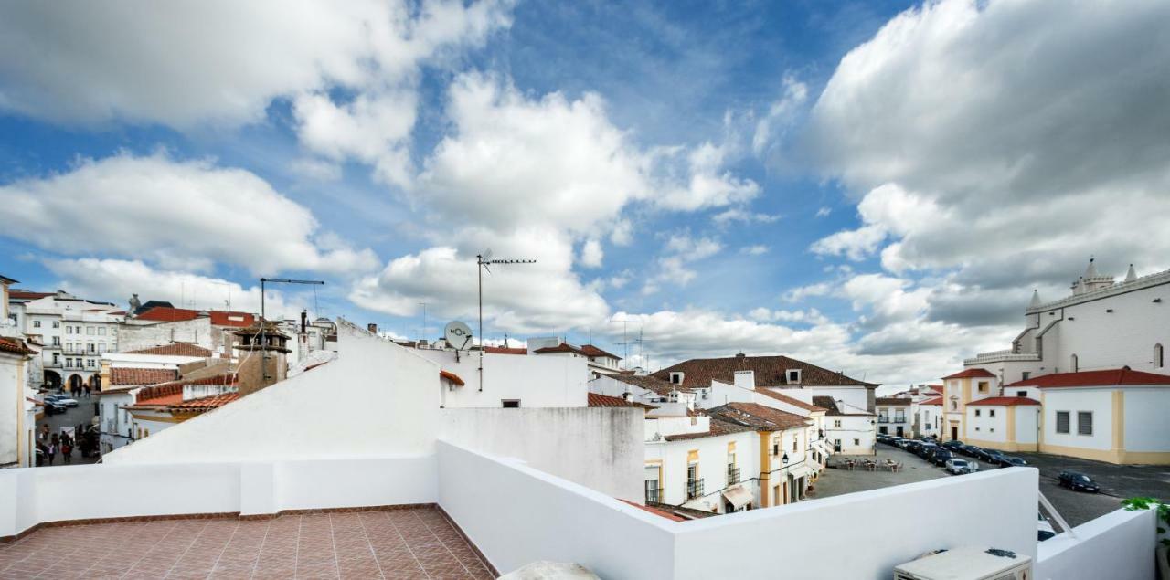 Guest house Peacock House Evora