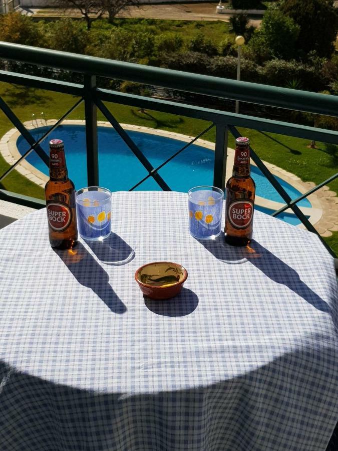 Quiet Overlooking The Swimming Pool Apartment Armacao de Pera