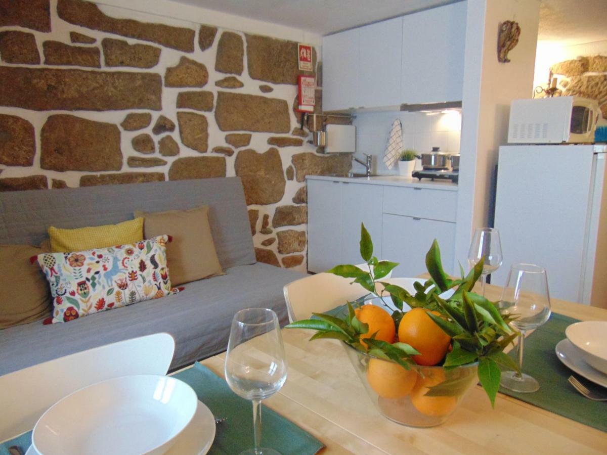 Casas Da Loureira - Casa Da Piscina E Batatas Ii Country house *