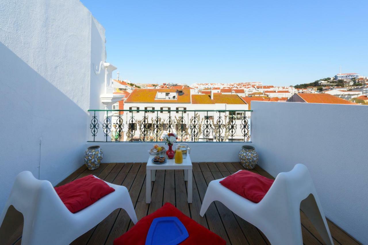 Timeless At The Heart Of The Village Ii *