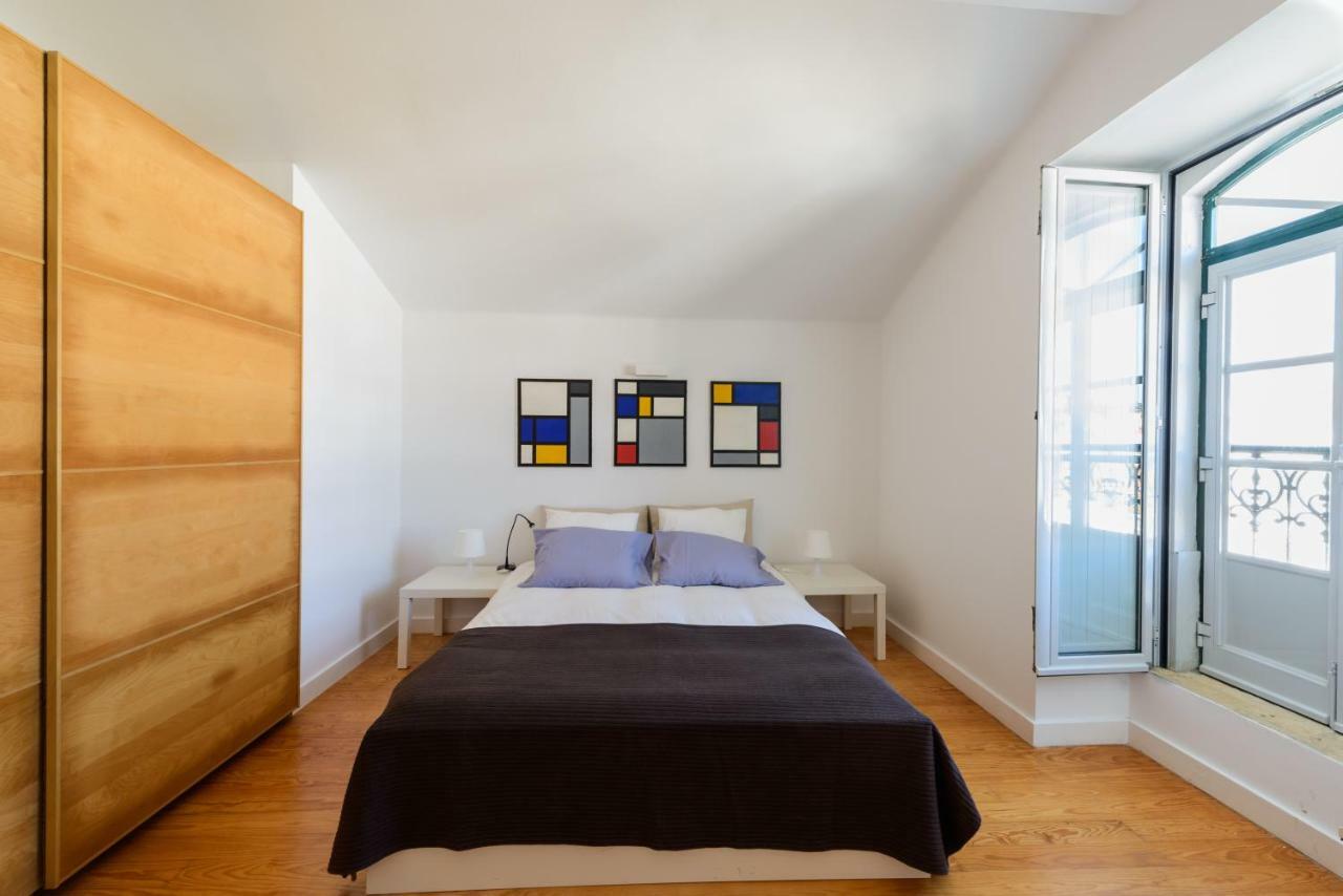 Timeless At The Heart Of The Village Ii *