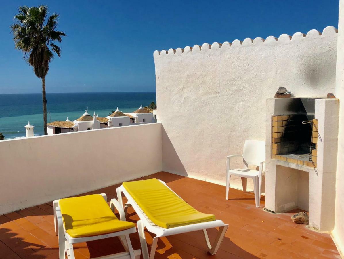 T3 Near The | B111 Porches (Algarve)