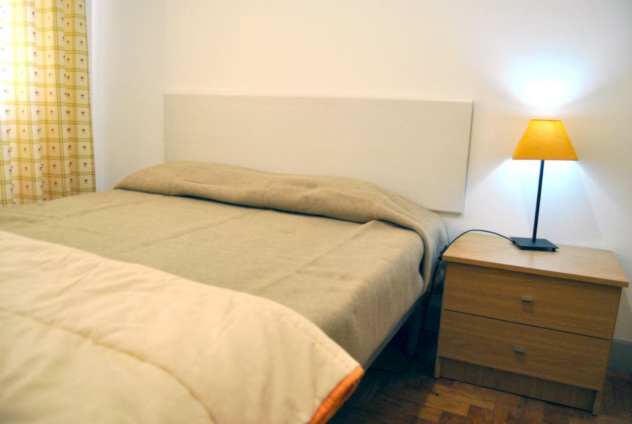 Tagus Host - 40308al- 44211al Santarém