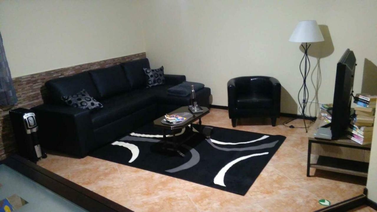 House Joel & Sonia Holiday home