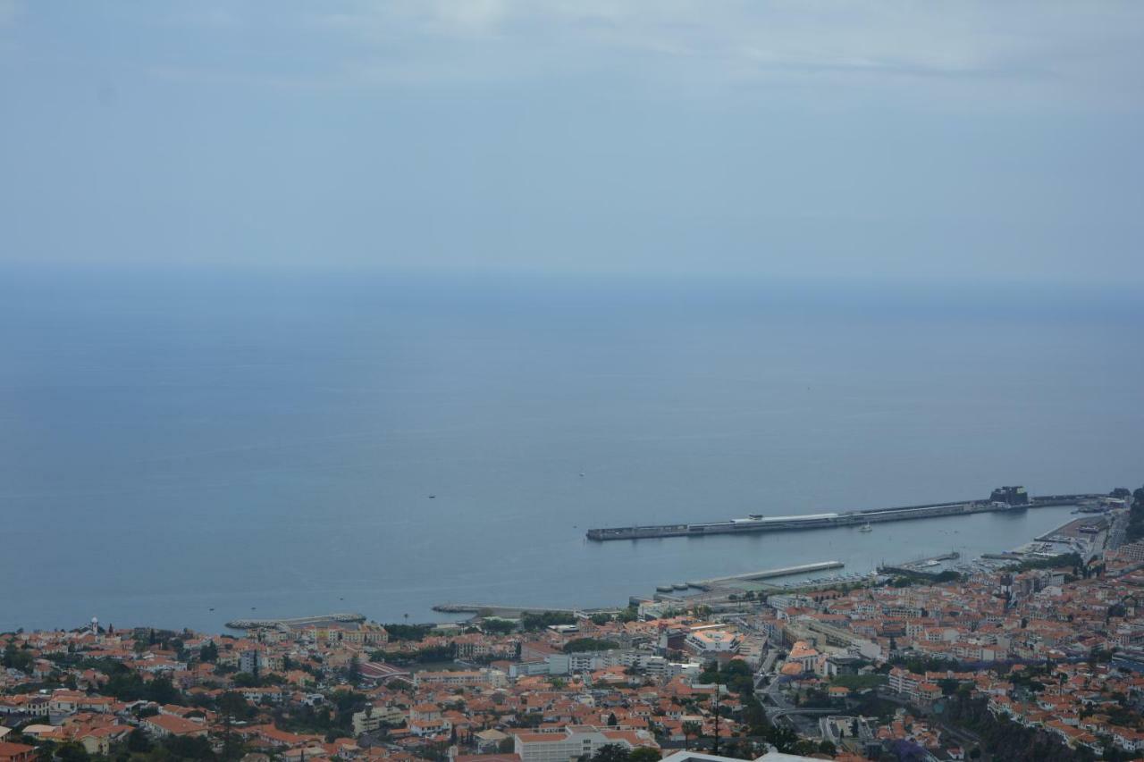 De 40 M² En Madeira, Con 1 Habitación * Funchal (Madeira)