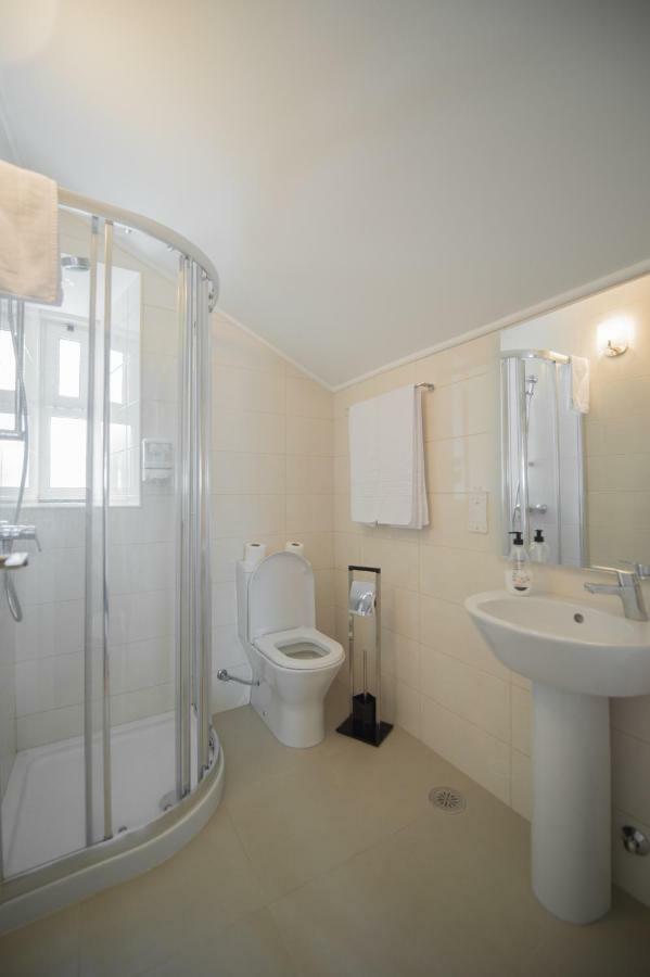 Horta Garden Bed and breakfast 3*