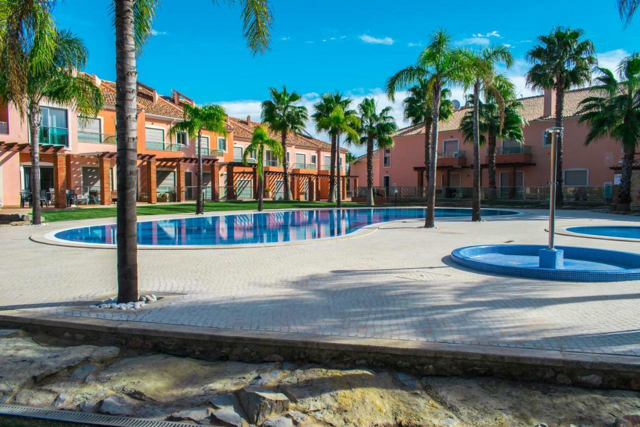 Moradia Jardins Do Vale Villa