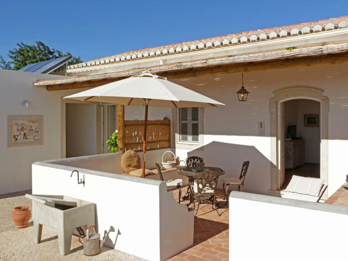 Retiro Da Janela Bed & Breakfast Boliqueime