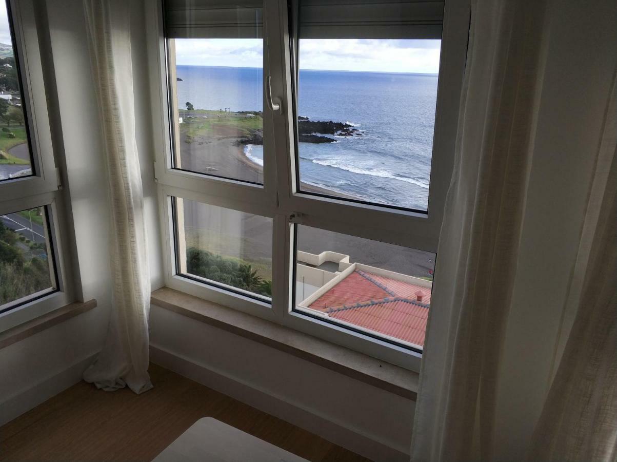Lila's Beach * Sao Roque (Sao Miguel)