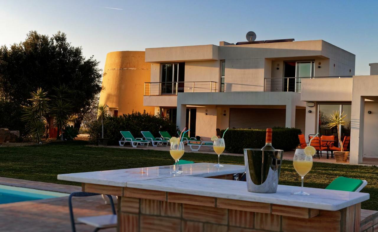 Amazing Windmillhouses Villa *