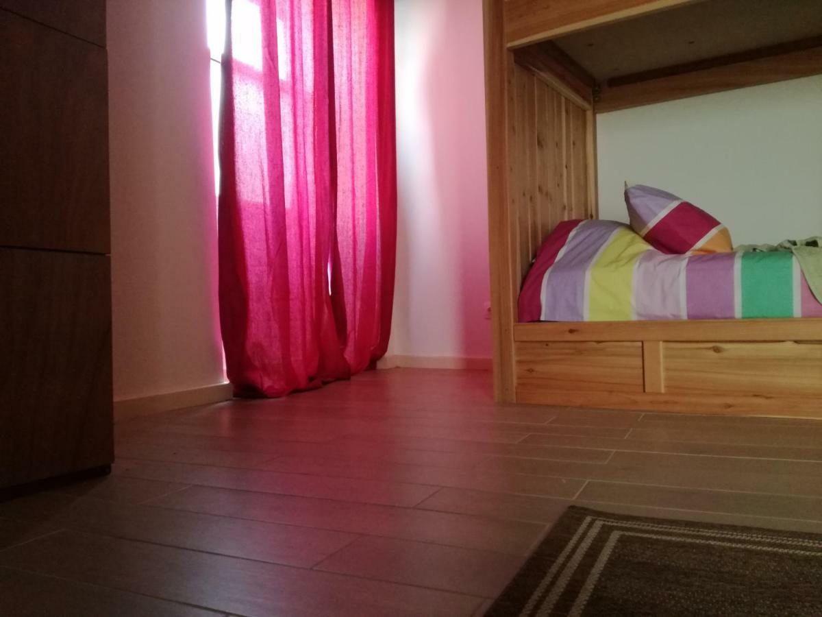 Hostel Pes Verdes-alojamento E Cha *