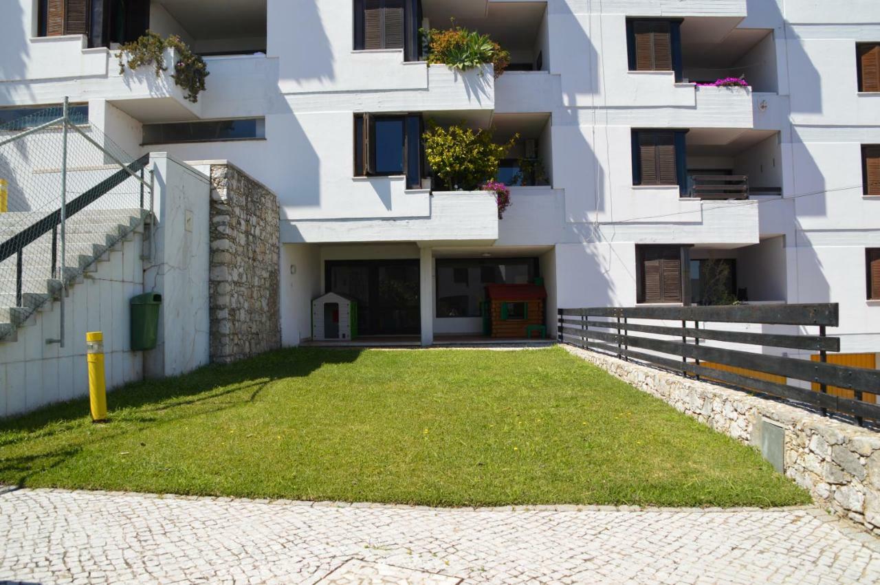 Amazing & Pool With Garden * Sesimbra