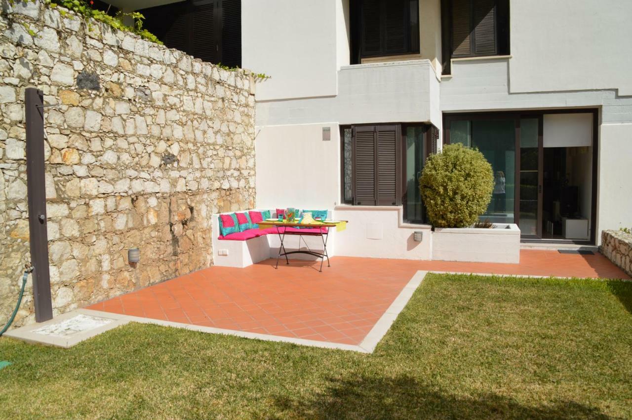Amazing & Pool With Garden Sesimbra
