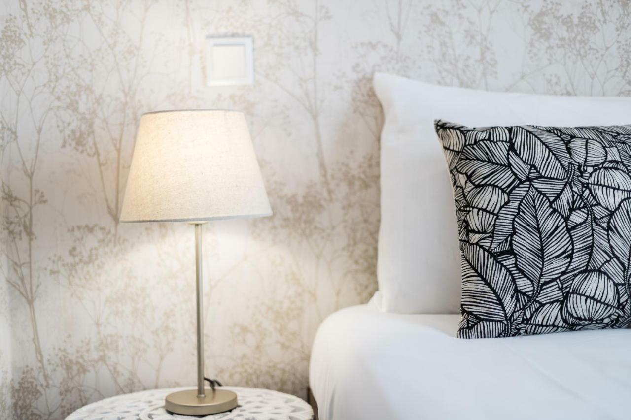 Rossio Penthouse Three-bedroom W/ River View And Parking - By Lu Holidays Apartment Lisbon
