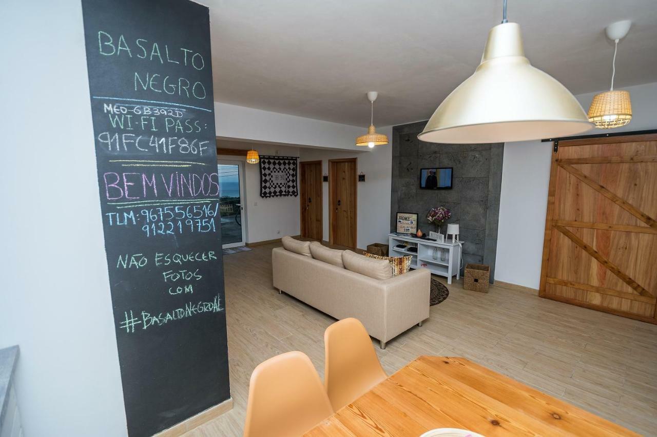 Casa de hóspedes Basalto Negro Al *