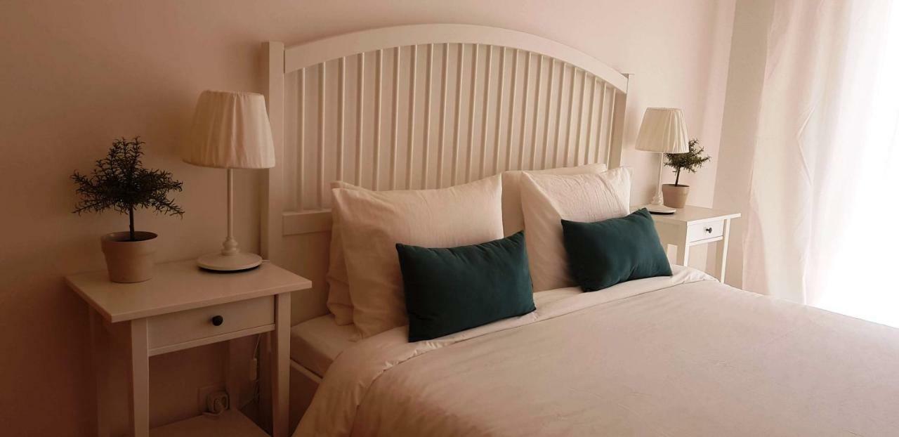 Monte Clerigo - - T2 Apartment *
