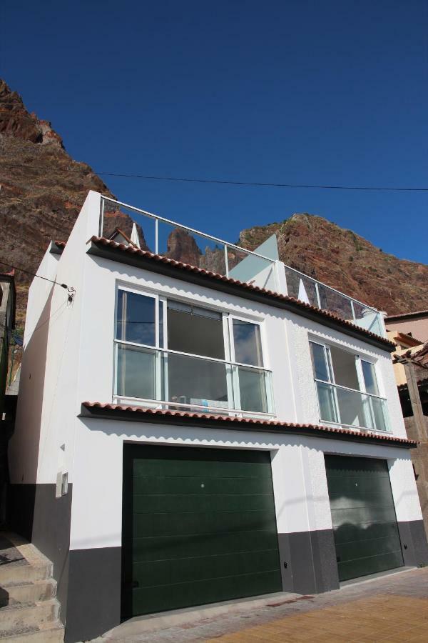 Casa Bonecas 2 Paul do Mar (Madeira)