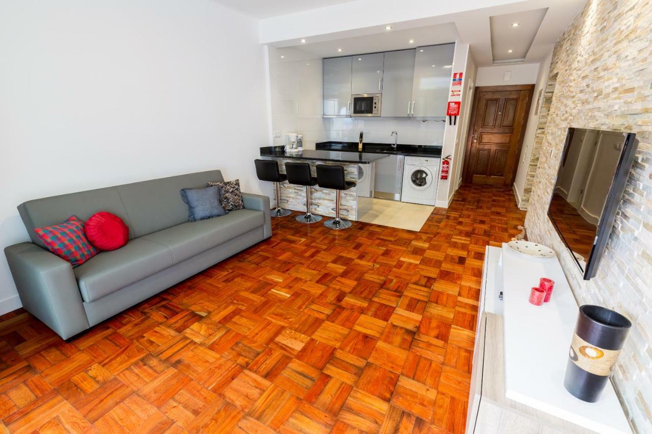 Sea Breeze I Apartment