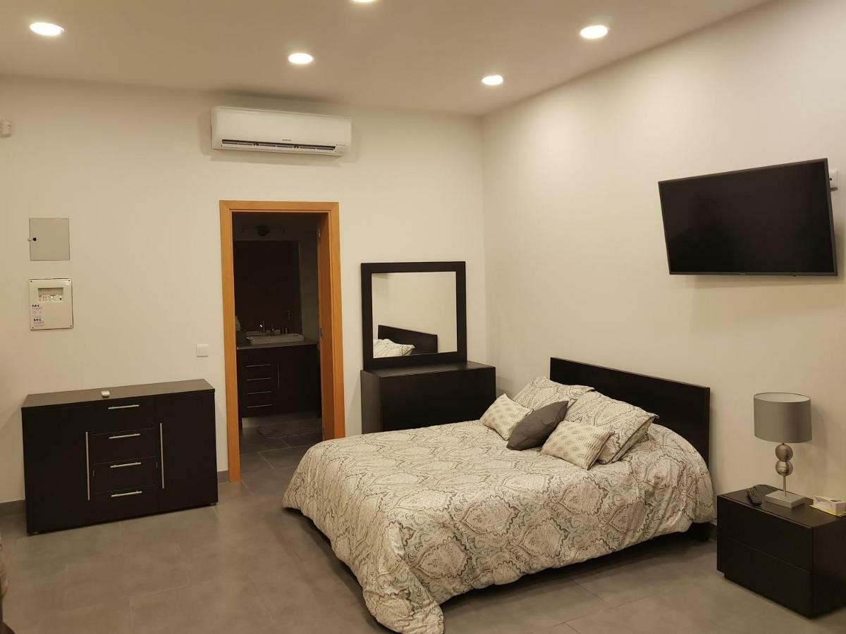 Black House *