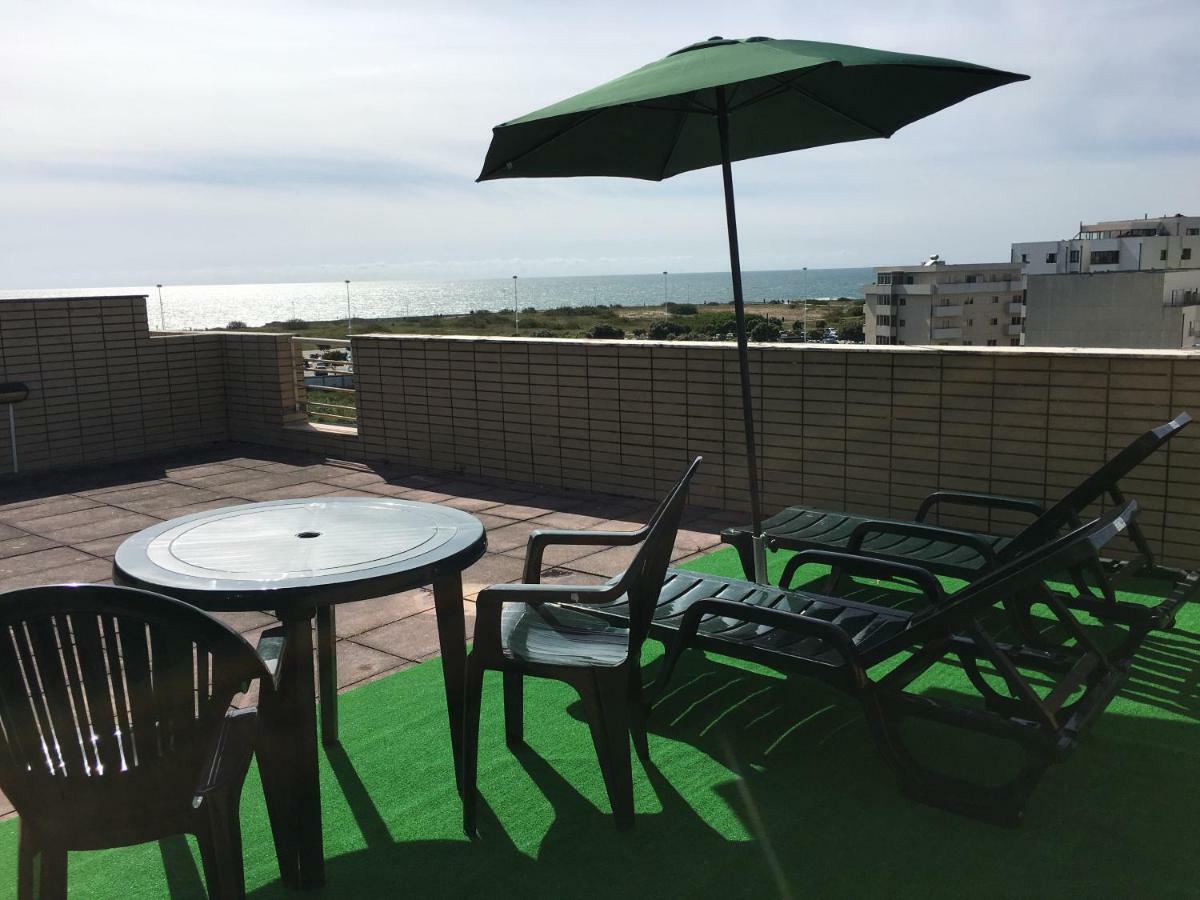 Cozy Front With Rooftop * Vila do Conde