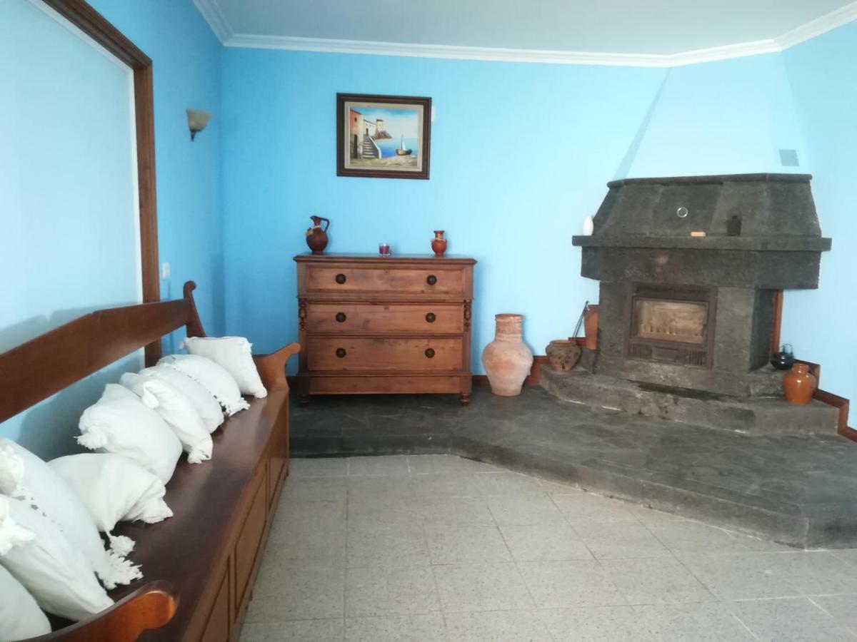 Guest house Alojamentos A Buraca