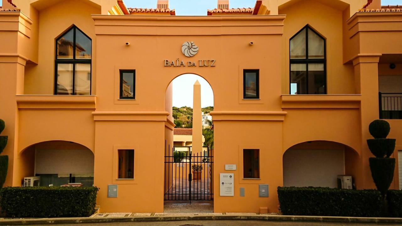 Luxury 3-bedroom At High-end Da Apartment