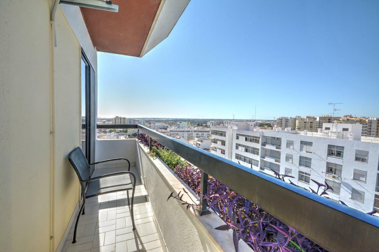 Apartment In With Sea View *