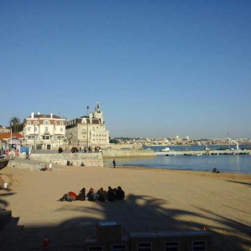 3 Bedroom Town House - Historic Centre Of Cascais. 100 Mts From The And Centre Of Holiday home