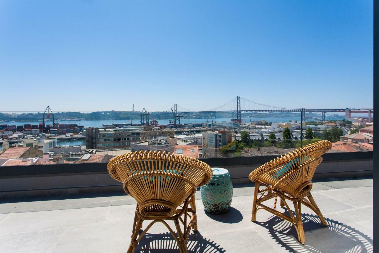 Apartment Luxlapa Duplex Lisbon