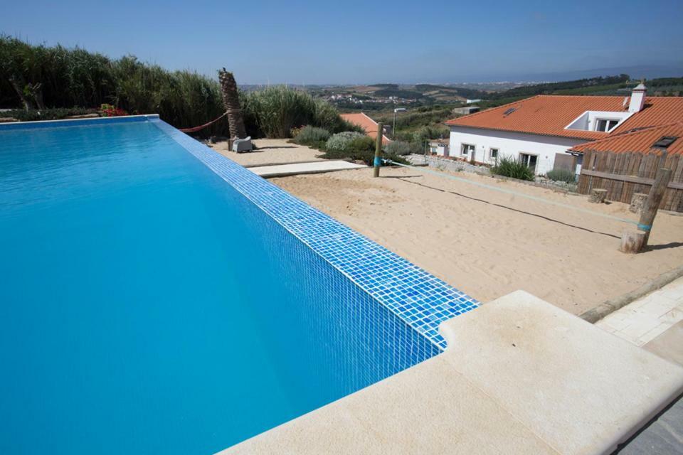 The Maverick Surfvillas Hostel Lourinha (Lisbon)