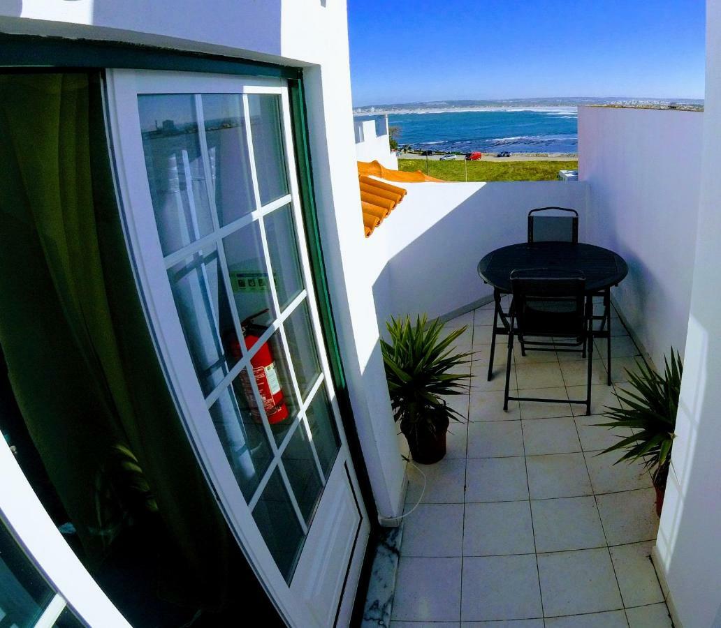 Surf 1 Guest house Peniche