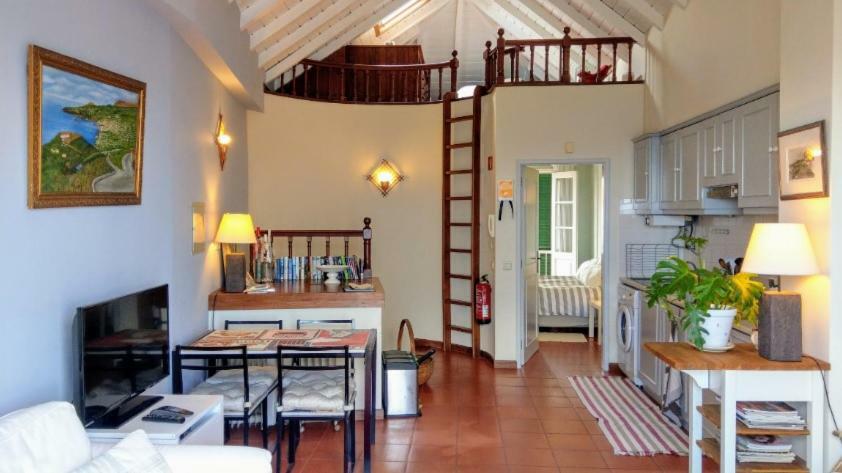 Old Town Penthouse - Barreirinha Funchal (Madeira)