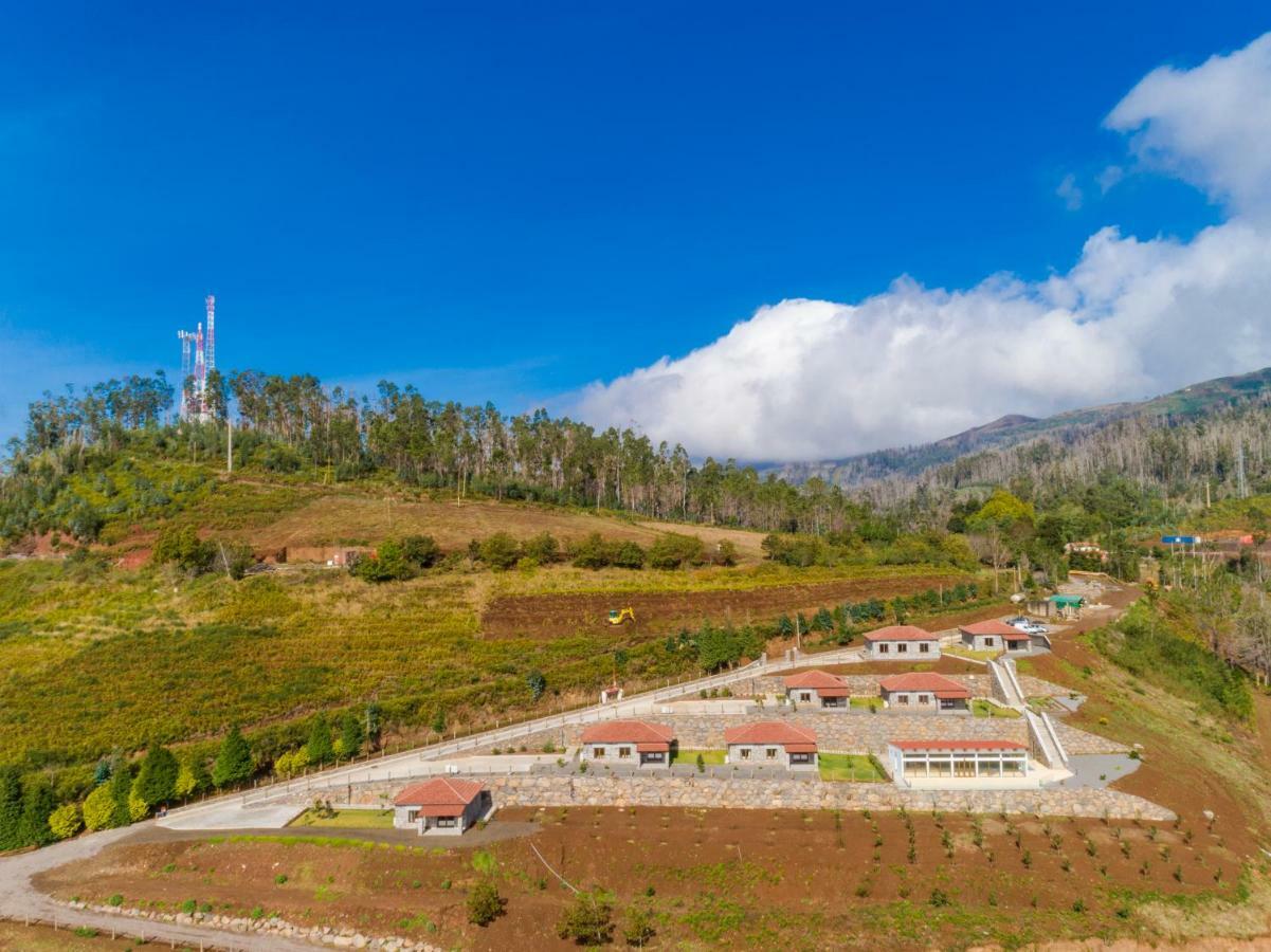 Rochao Village By Rent2u, Lda Guest house