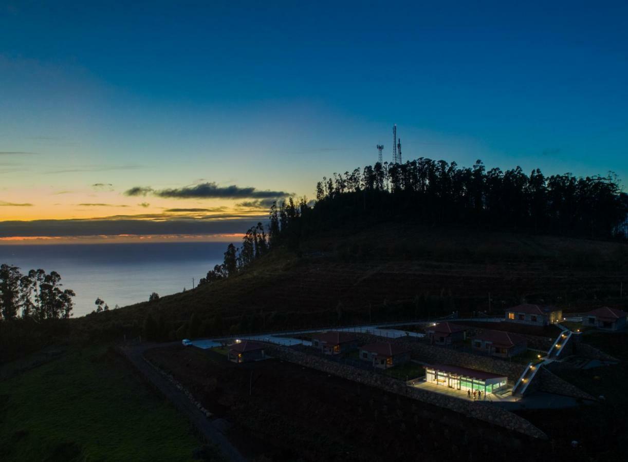 Rochao Village By Rent2u, Lda Guest house