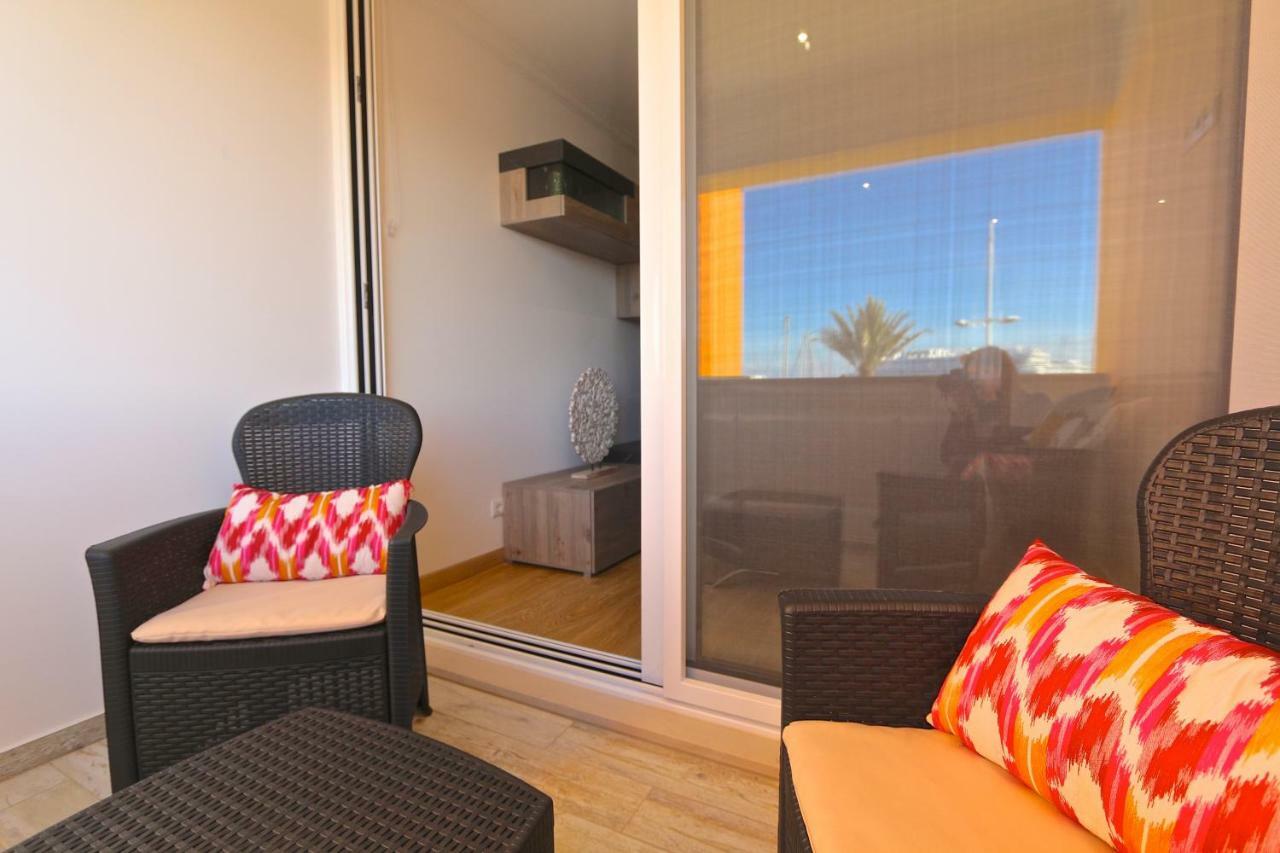 Marina Plaza 162 - Clever Details Apartment