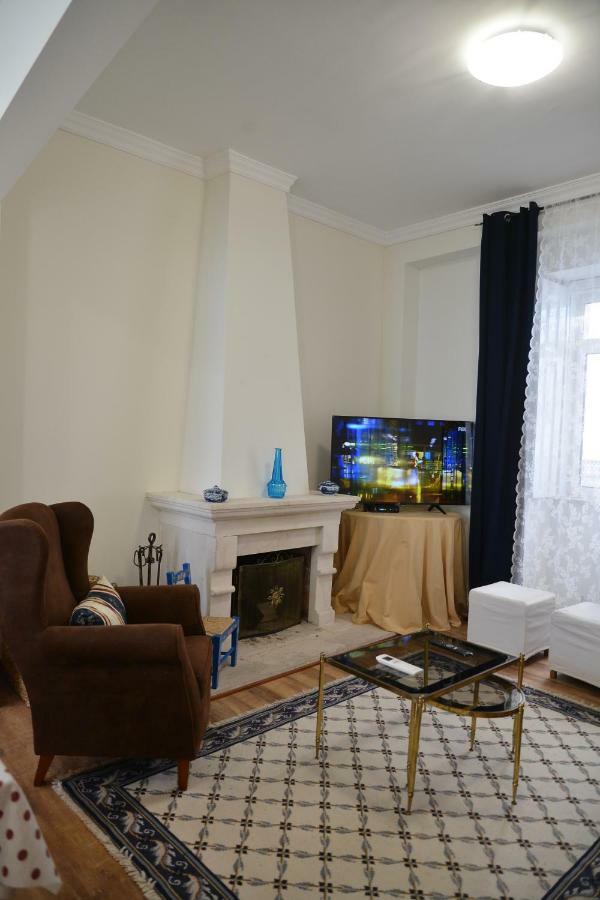 Casa Azul 3*