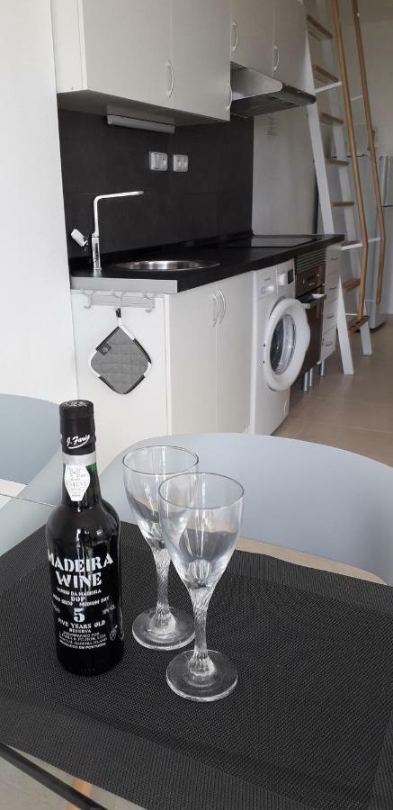 Scirocco Madeira - Ocean View Apartment Machico (Madeira)
