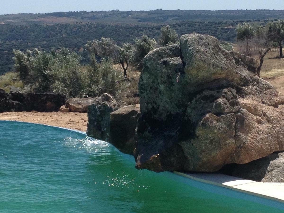 Tapada Da Serra Farm stay *