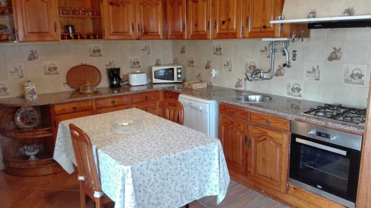 Vitoria Villa Nazare