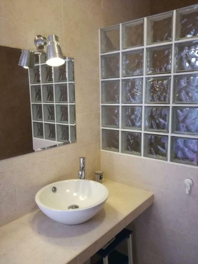 Casinha Saloia Holiday home *
