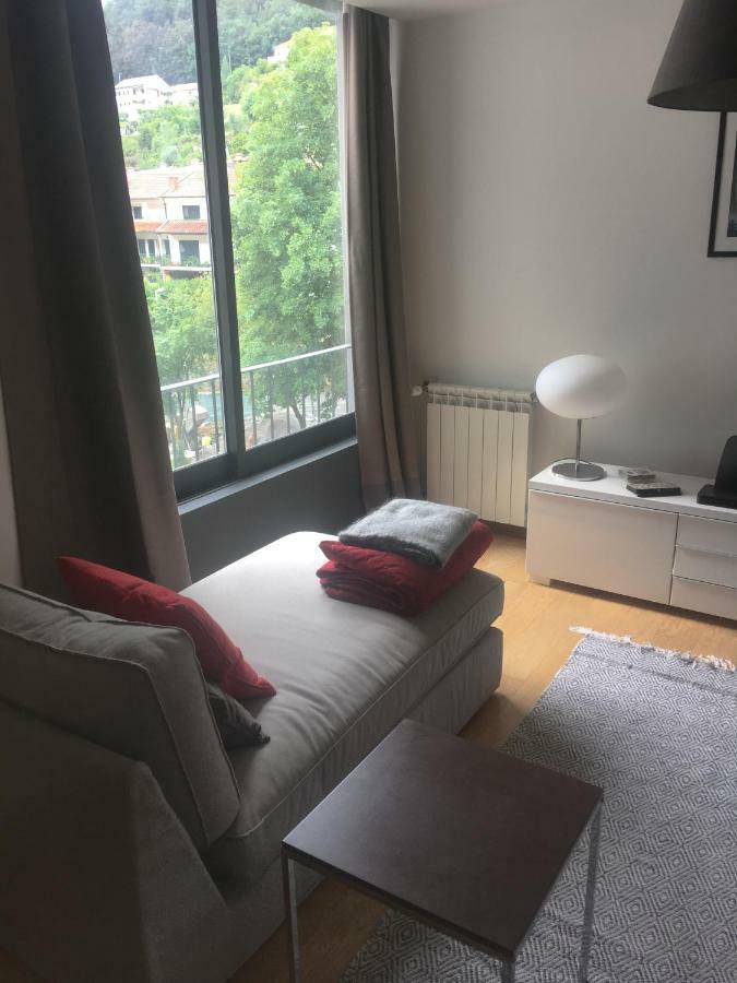 The River's Whisper Apartment *