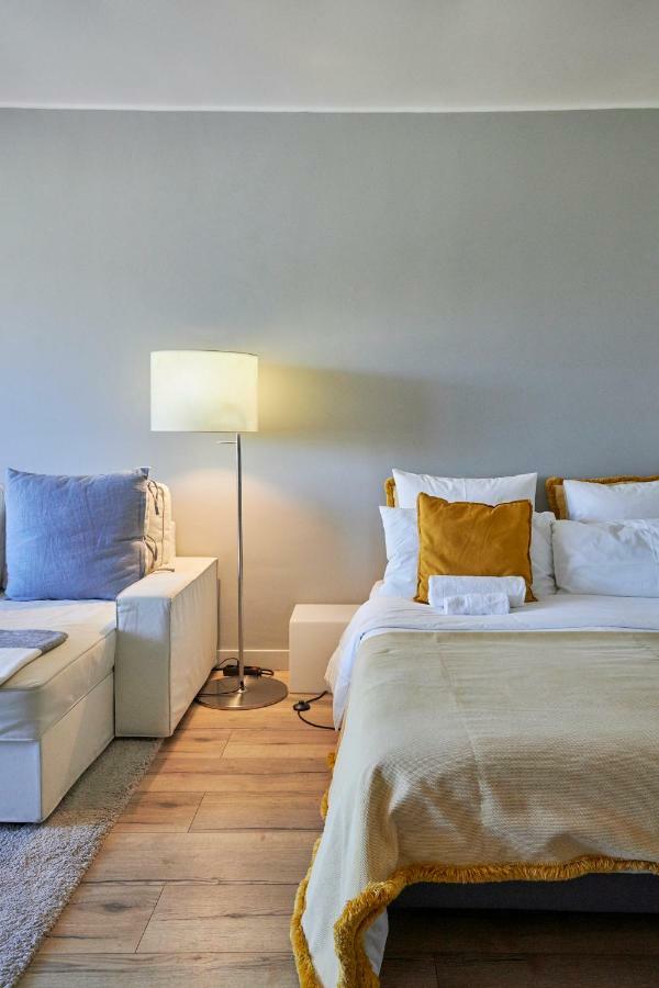 Apartment Beachfront Cascais,estoril