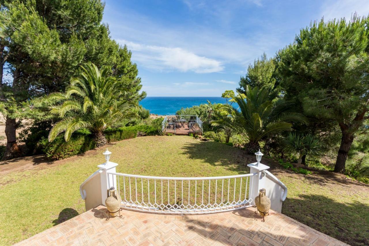 Cliff With Ocean View And Pool At Stunning Cliffs Villa Burgau