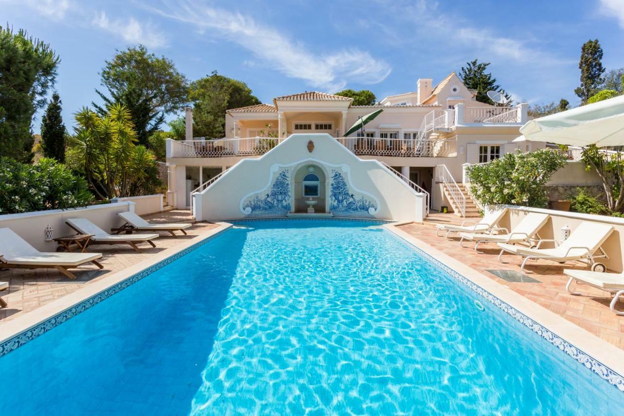 Cliff With Ocean View And Pool At Stunning Cliffs Villa Burgau