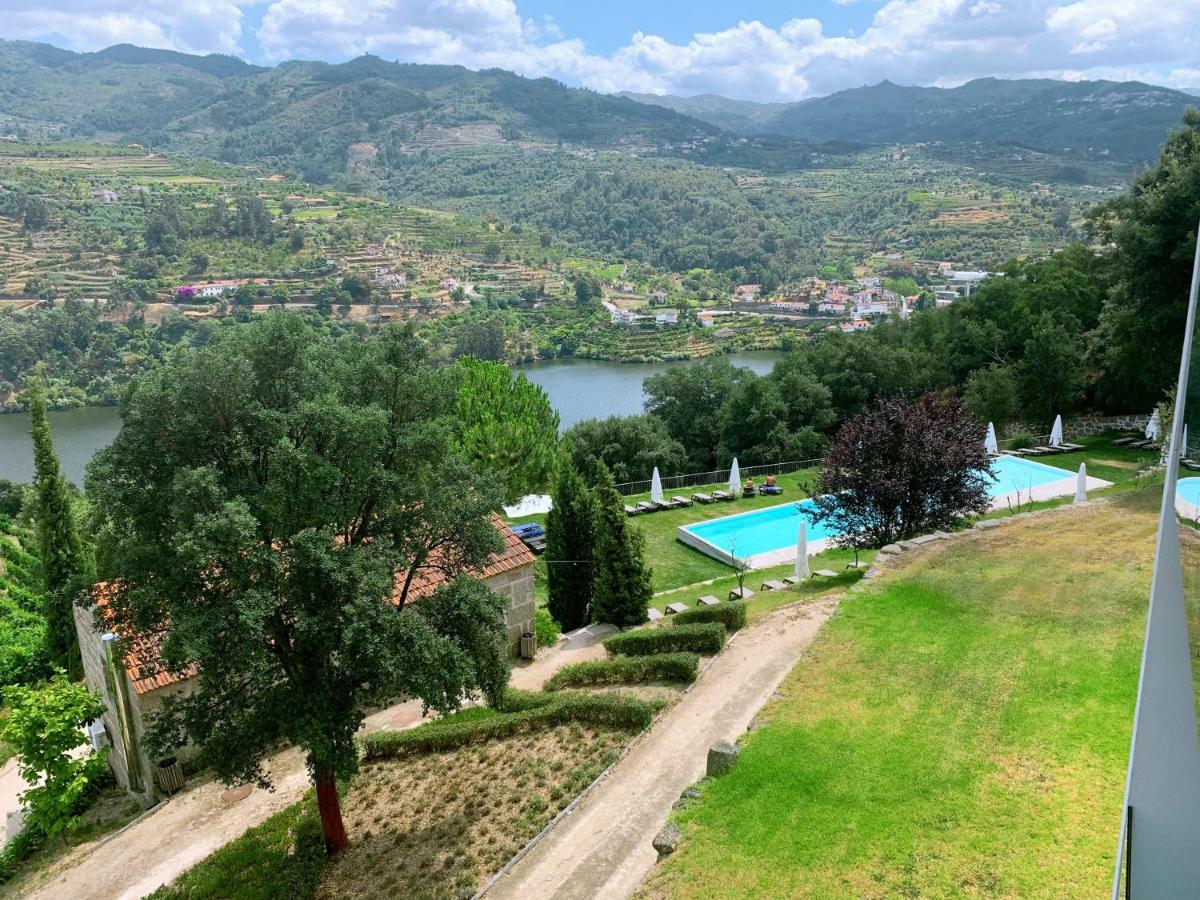 Douro Palace & Santa Cruz do Douro